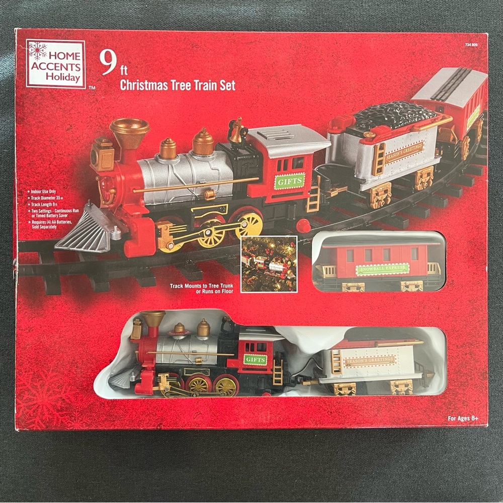 Home Accents Holiday Red and Gold Train Set